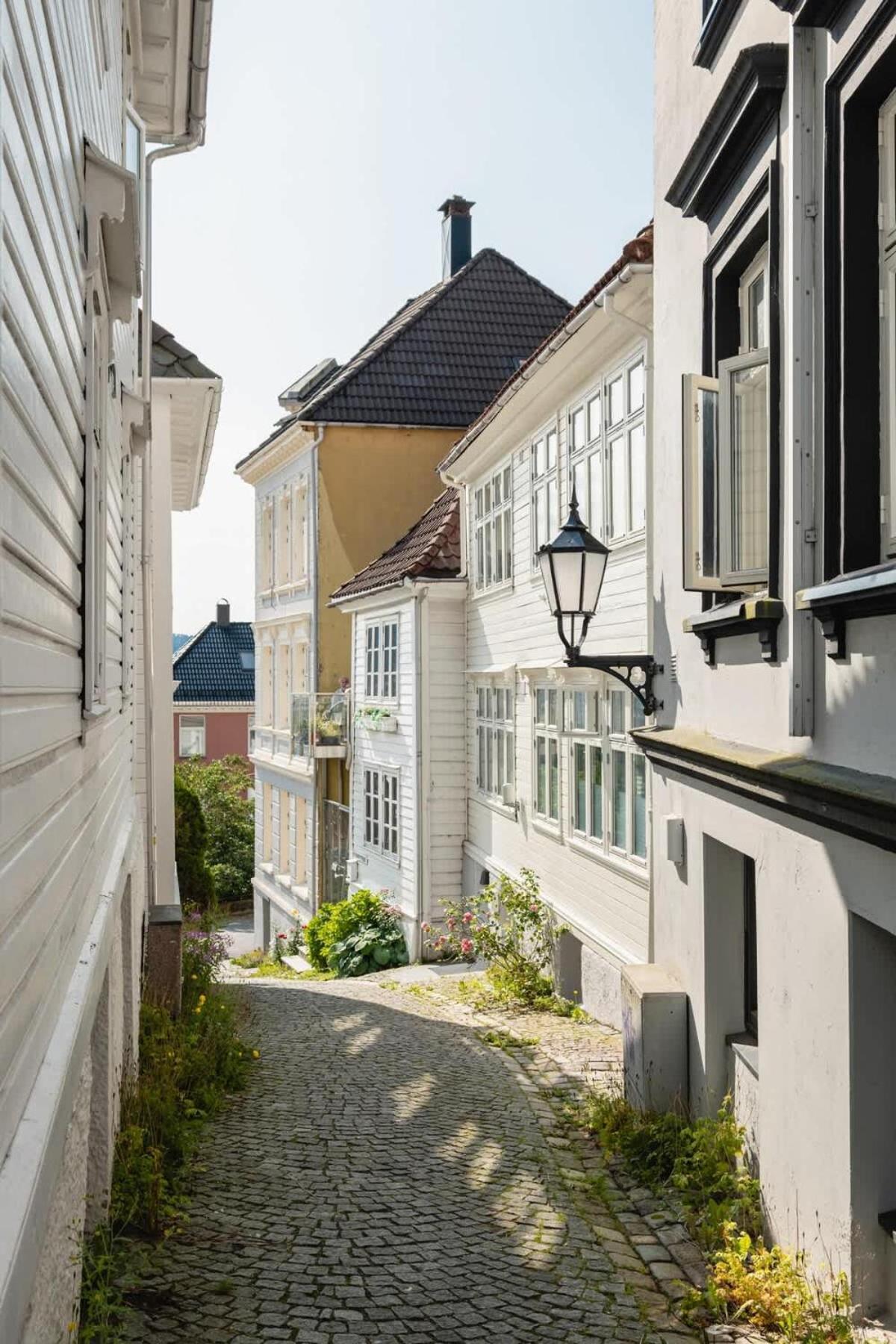 Dinbnb Appartments L 300 M To Bryggen & Floyen! Optimized In 2023 Appartamento Bergen